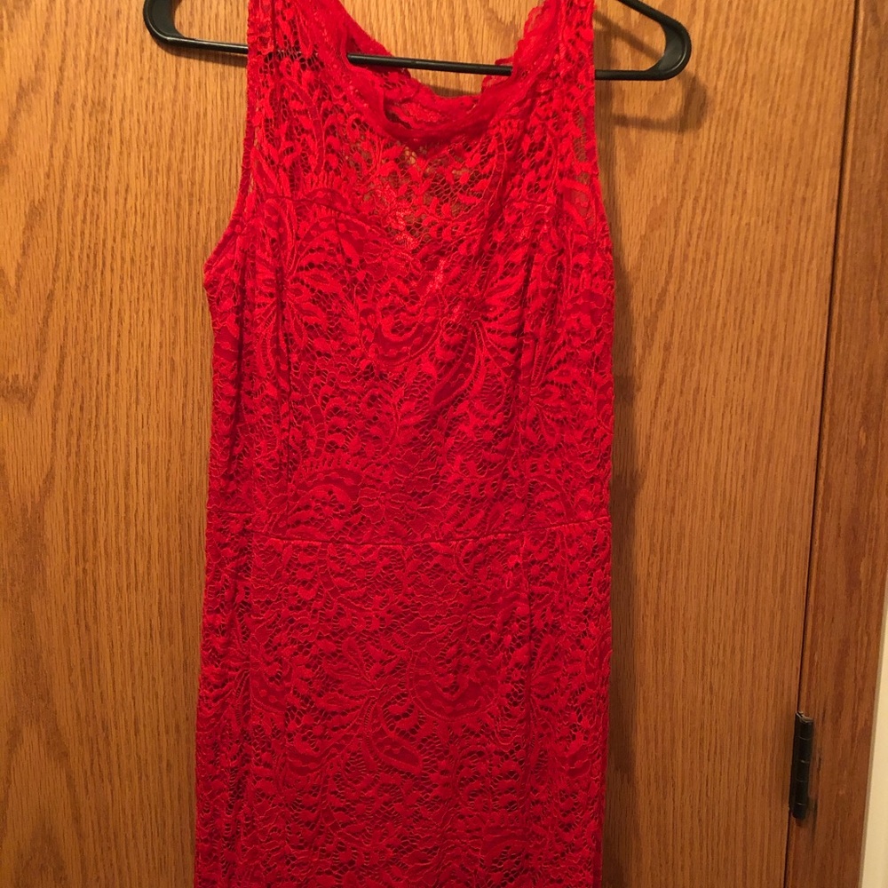 Red lace dress - stretchy